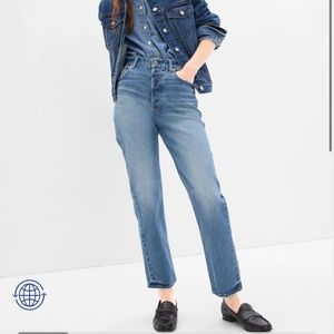 Gap High Rise Cheeky Straight Jeans